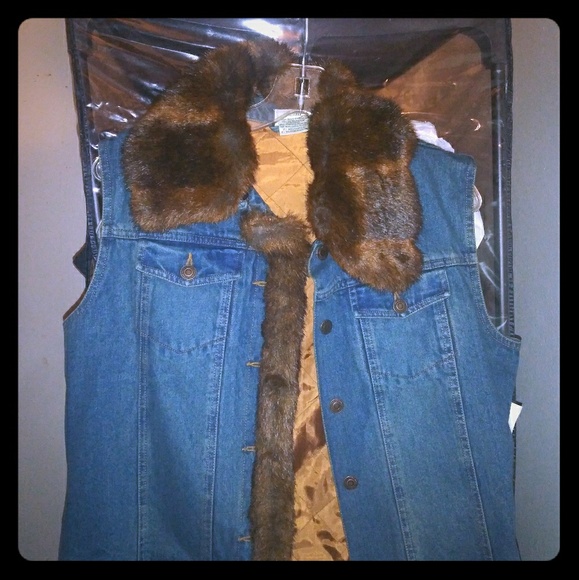 Jean fur vest - Picture 1 of 2